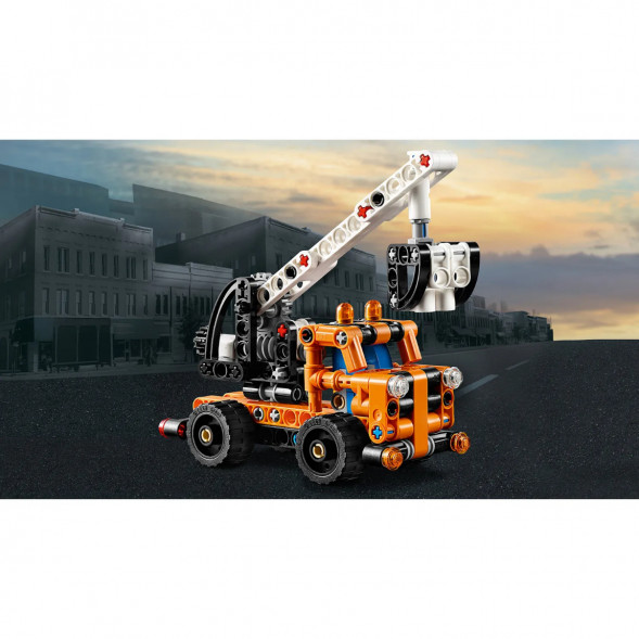 Конструктор LEGO Technic 42088 Ремонтный автокран в Нижнем Новгороде