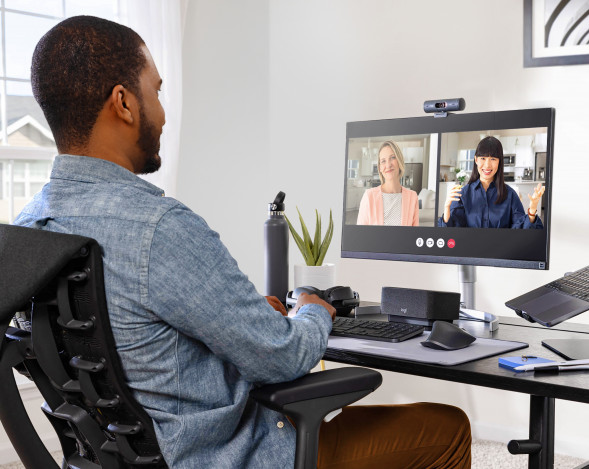 Веб-камера Logitech Brio 500, чёрный в Нижнем Новгороде