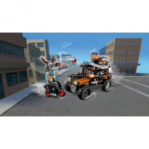 Конструктор LEGO Super Heroes 76050 Опасное ограбление в Нижнем Новгороде