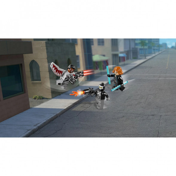 Конструктор LEGO Super Heroes 76050 Опасное ограбление в Нижнем Новгороде