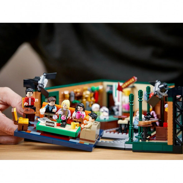 Конструктор LEGO Ideas 21319 Центральный парк Кафе Друзей в Нижнем Новгороде