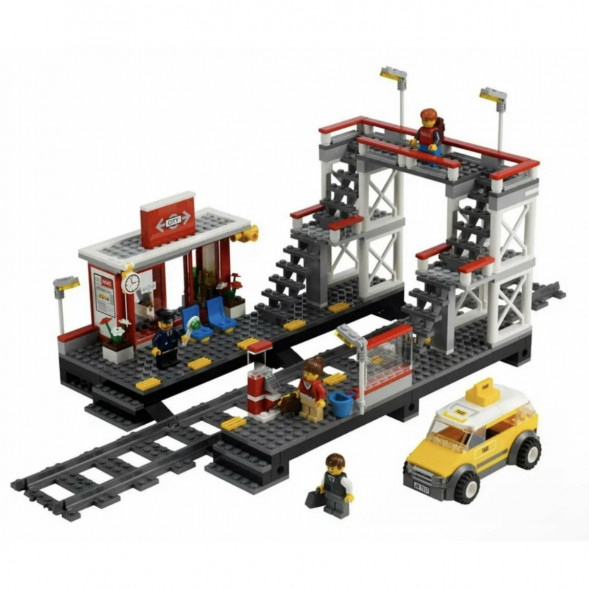 Конструктор LEGO City 7937 Железнодорожная станция в Нижнем Новгороде