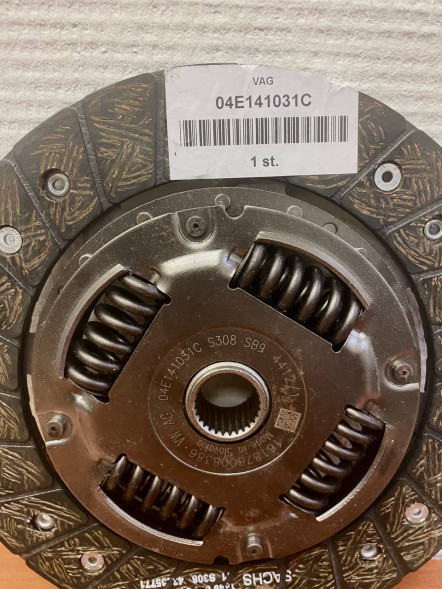Ведомый диск сцепления VAG 04E141031C в Нижнем Новгороде